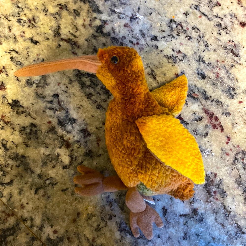 Silly mini bird plushie plus a mystery plushie !!